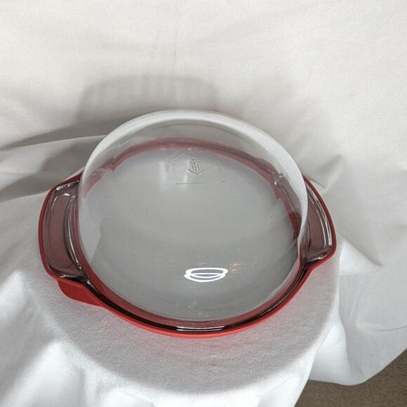 Anchor Hocking 9" 2 QT Casserole Dish w/ Lid & Insulated Potluck Carry Case - Picture 4 of 5